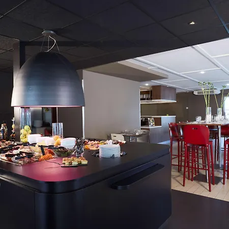 Hotel Campanile Nature - De Marsan 3*