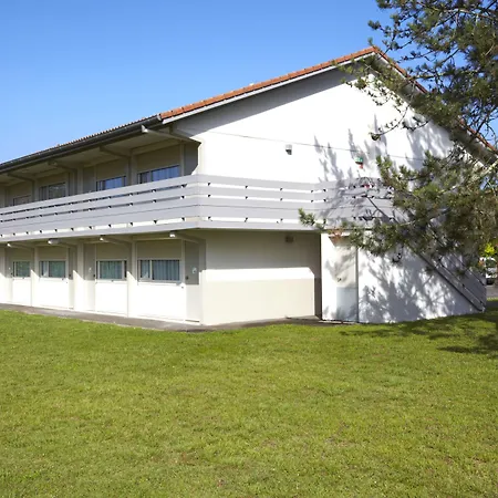 Hotel Campanile De Marsan