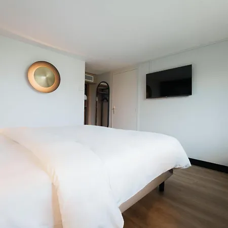 Campanile Nature - De Marsan 3* 몽트드마르장