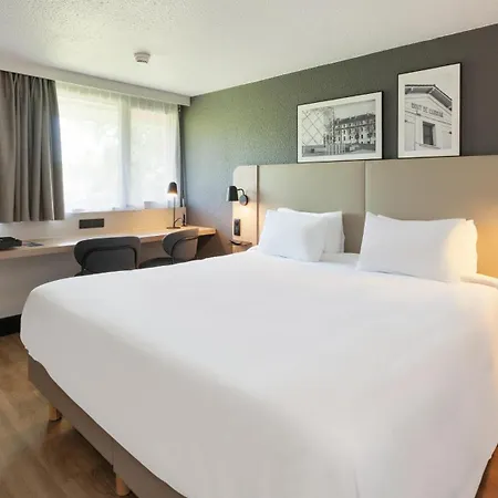Hotel Campanile Nature - De Marsan 3*