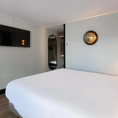 Campanile Nature - De Marsan 3* 몽트드마르장