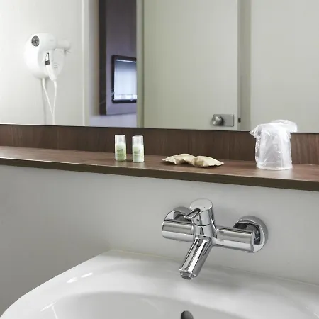 Hotel Campanile De Marsan 3*
